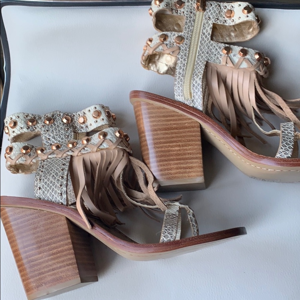 Ivy kirzhher fringe sandals